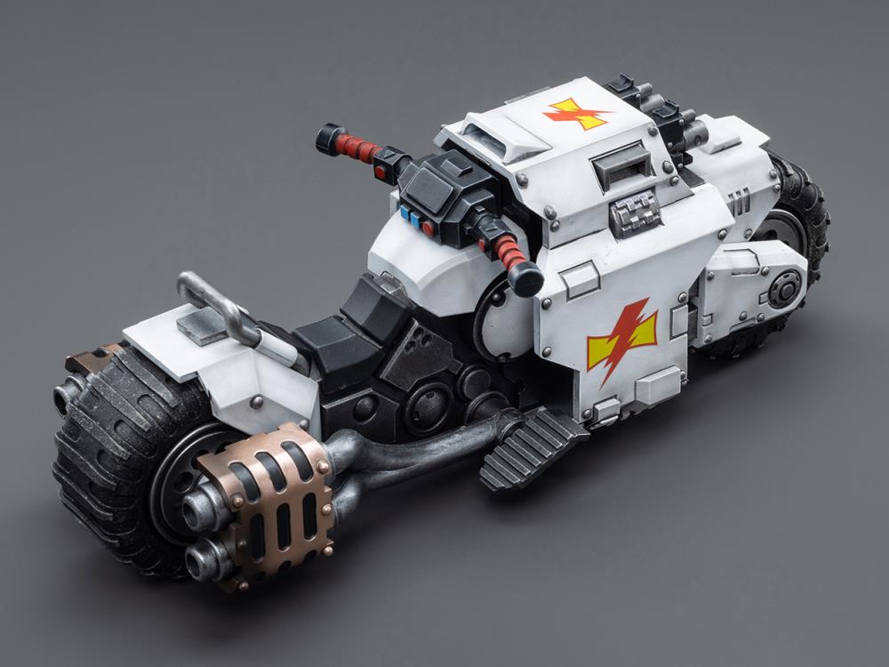 Warhammer 40k White Scars Raider-Pattern Combat Bike 1/18 Scale Vehicle Gallery Image 8