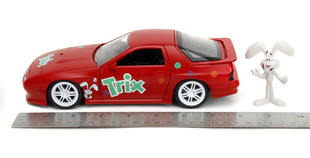 General Mills Hollywood Rides Die-Cast Trix Silly Rabbit & 1/24 Scale 1985 Mazda RX-7 Gallery Image 12