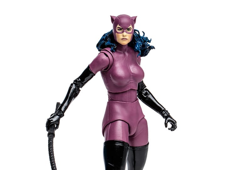 Batman: Knightfall DC Multiverse Catwoman Action Figure Gallery Image 1
