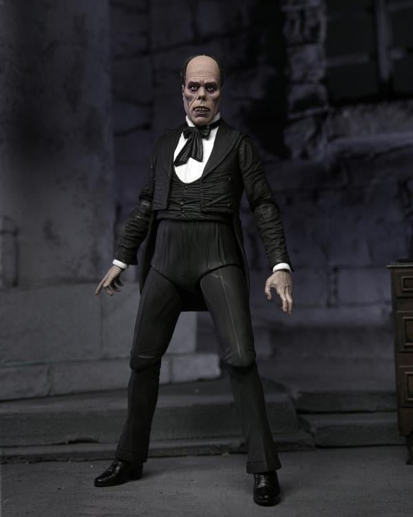 Universal Monsters Ultimate The Phantom of the Opera Figure Gallery Image 10