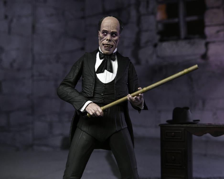 Universal Monsters Ultimate The Phantom of the Opera Figure Gallery Image 13