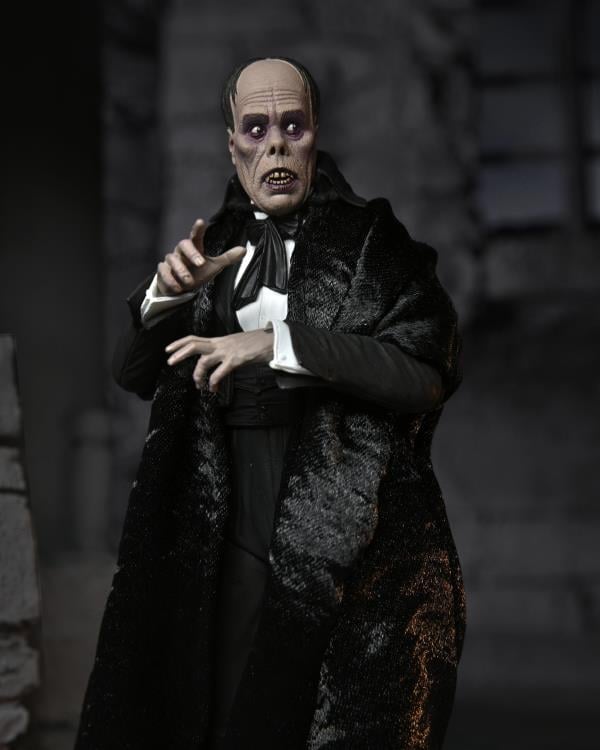 Universal Monsters Ultimate The Phantom of the Opera Figure