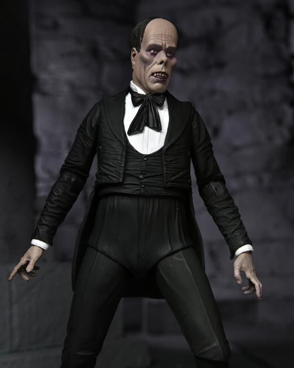 Universal Monsters Ultimate The Phantom of the Opera Figure Gallery Image 9