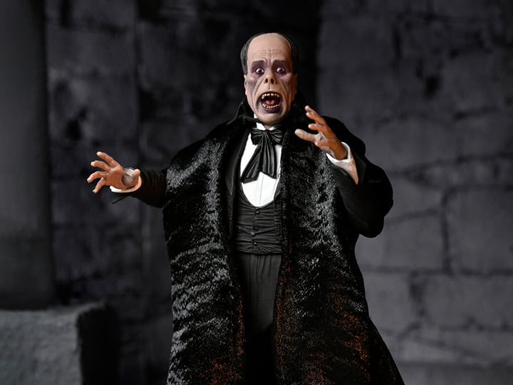 Universal Monsters Ultimate The Phantom of the Opera Figure