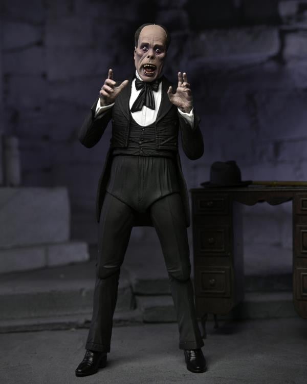 Universal Monsters Ultimate The Phantom of the Opera Figure Gallery Image 7