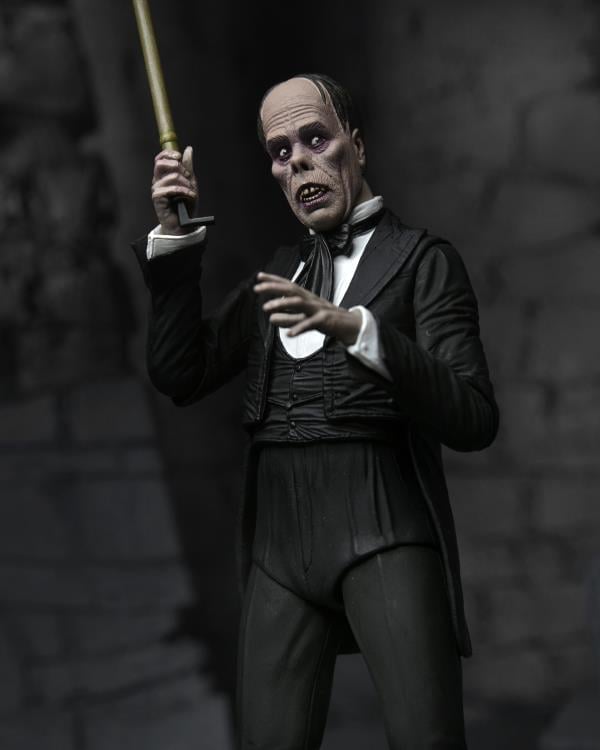 Universal Monsters Ultimate The Phantom of the Opera Figure Gallery Image 11