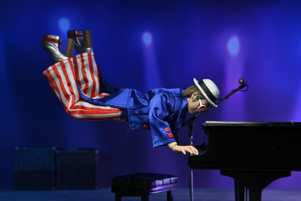 Elton John (Live 1976) Clothed Figure Gallery Image 13