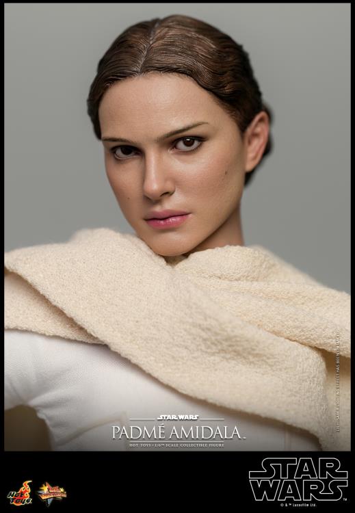 Star Wars: Attack of the Clones MMS678 Padme Amidala 1/6th Scale Collectible Figure Gallery Image 13
