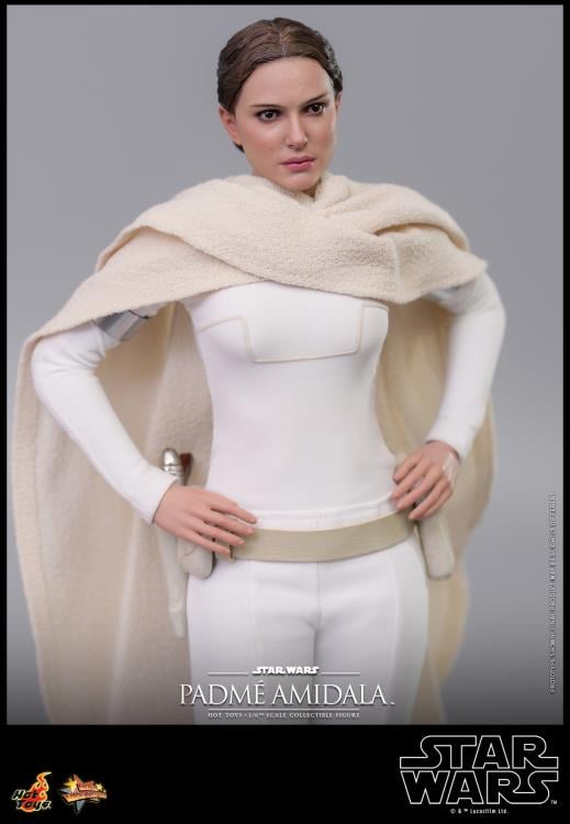 Star Wars: Attack of the Clones MMS678 Padme Amidala 1/6th Scale Collectible Figure Gallery Image 12