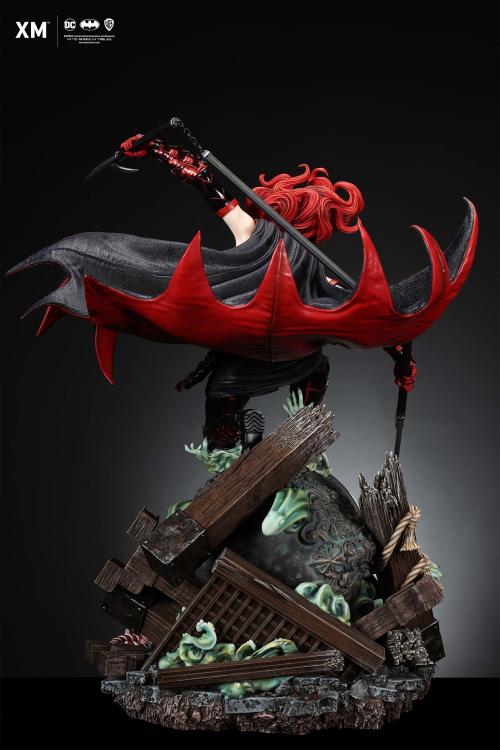 DC Premium Collectibles Samurai Series Batwoman 1/4 Scale Limited Edition Statue Gallery Image 5