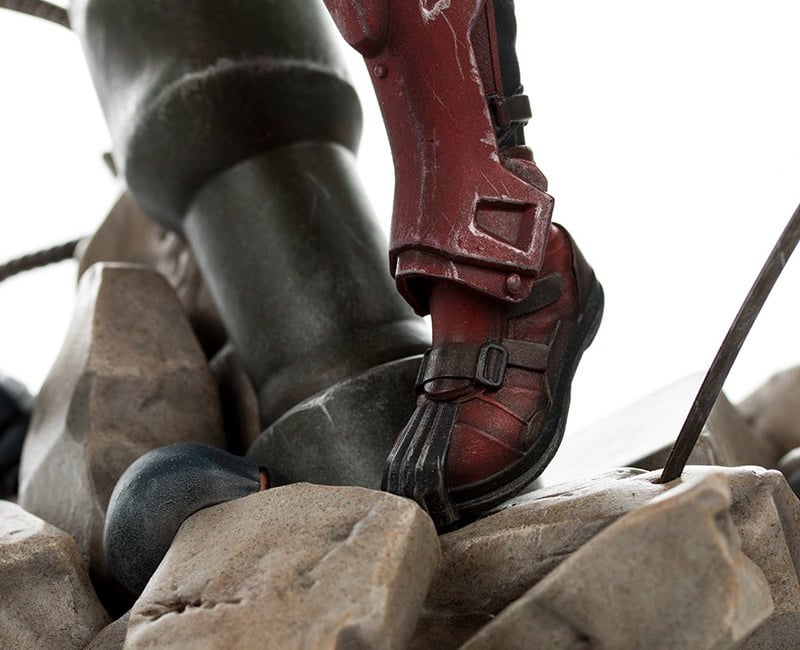 Marvel Deadpool 1/6 Scale Limited Edition Statue Gallery Image 17