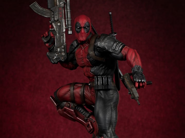 Marvel Deadpool 1/6 Scale Limited Edition Statue Gallery Image 1