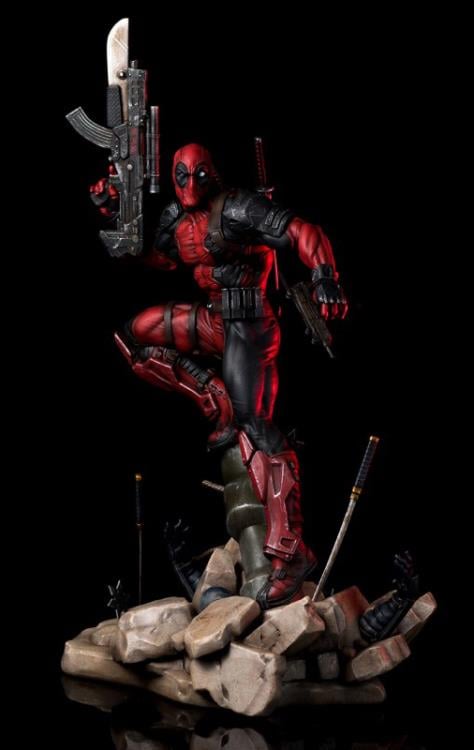 Marvel Deadpool 1/6 Scale Limited Edition Statue Gallery Image 3