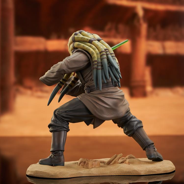 Star Wars: Attack of the Clones Premier Collection Kit Fisto 1/7 Scale Limited Edition Statue Gallery Image 6