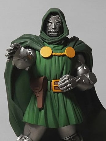 Marvel Comics Dr. Doom 1/8 Scale Limited Edition Statue Gallery Image 2