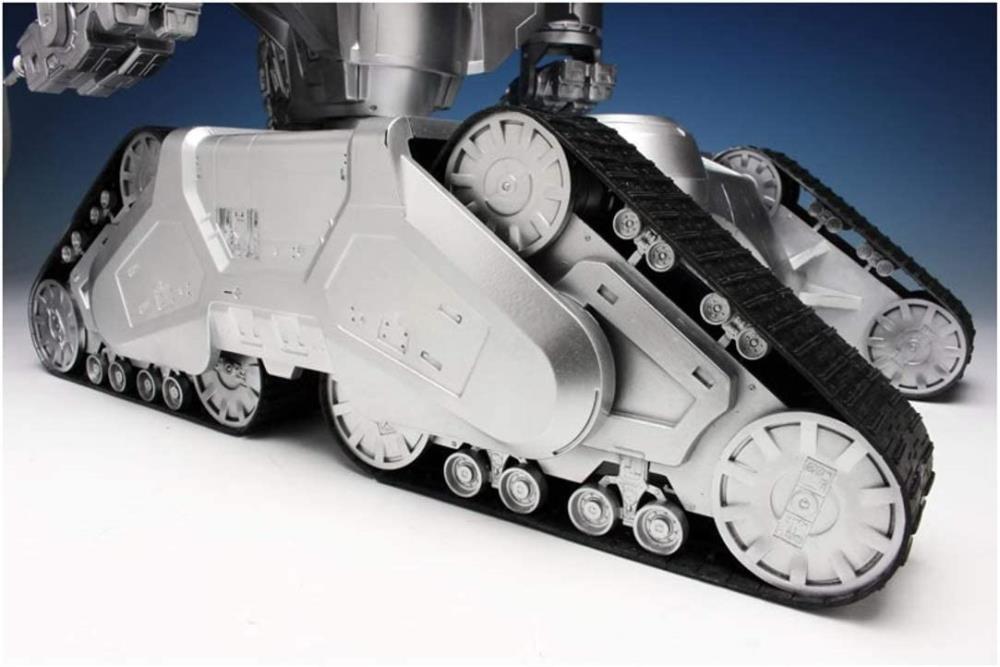 Terminator 2: Judgement Day Hunter Killer Tank 1/32 Scale Model Kit Gallery Image 9