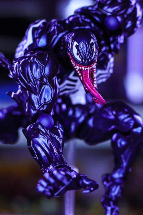 Marvel Amazing Yamaguchi Revoltech No.003 Venom Action Figure