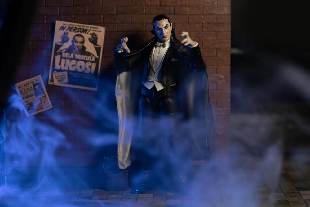 Bela Lugosi Dracula 6" Deluxe Action Figure Gallery Image 3