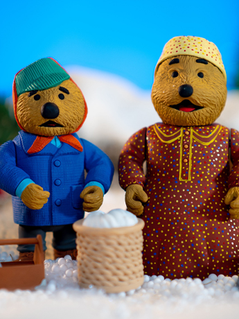 Emmet Otter's Jug-Band Christmas 45th Anniversary Ma and Emmet Otter Figure Two-Pack Gallery Image 2