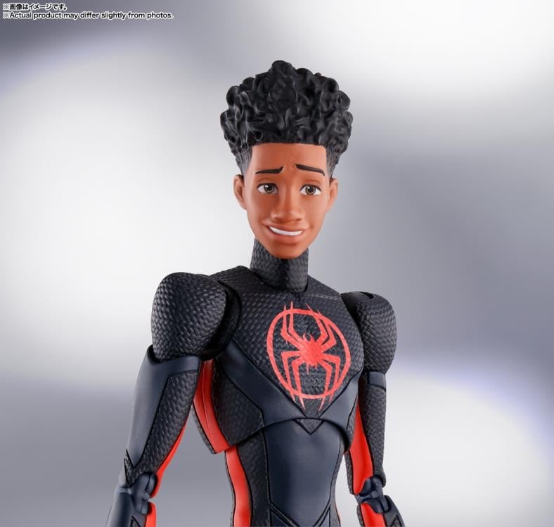 Spider-Man: Across the Spider-Verse S.H.Figuarts Spider-Man (Miles Morales) Action Figure Gallery Image 4