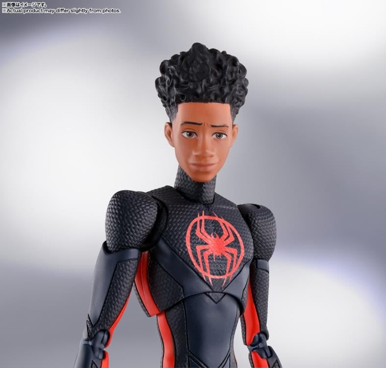 Spider-Man: Across the Spider-Verse S.H.Figuarts Spider-Man (Miles Morales) Action Figure Gallery Image 5