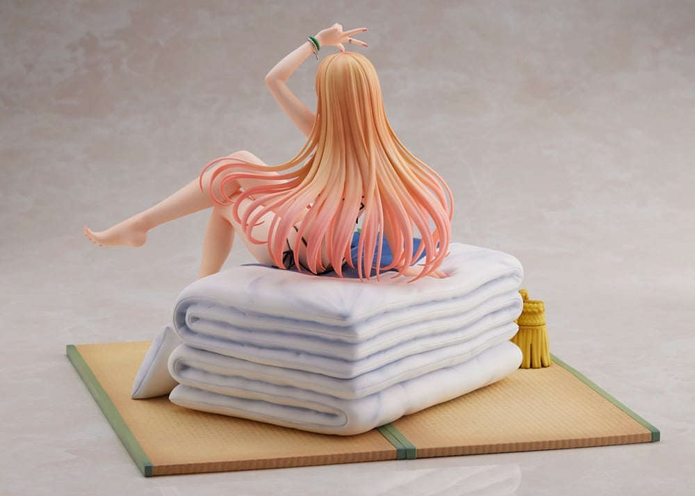 My Dress-Up Darling Marin Kitagawa (Sitting Swimsuit Ver.) 1/7 Scale Figure Gallery Image 4