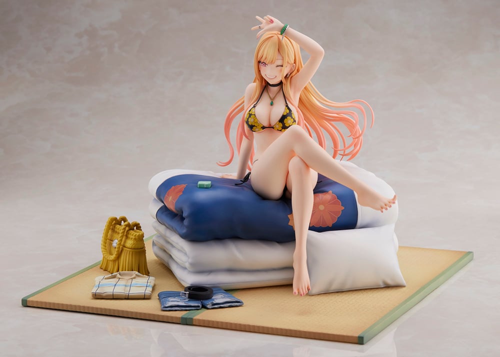 My Dress-Up Darling Marin Kitagawa (Sitting Swimsuit Ver.) 1/7 Scale Figure Gallery Image 5