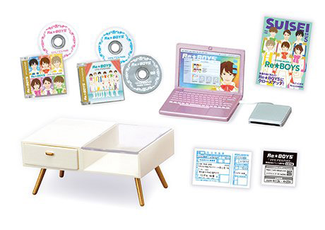Life With My Fave Petit Sample Series Boxed Set of 8 Accessories Gallery Image 6