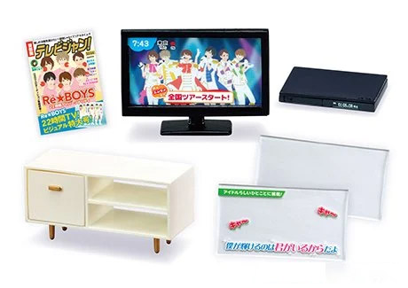 Life With My Fave Petit Sample Series Boxed Set of 8 Accessories Gallery Image 9