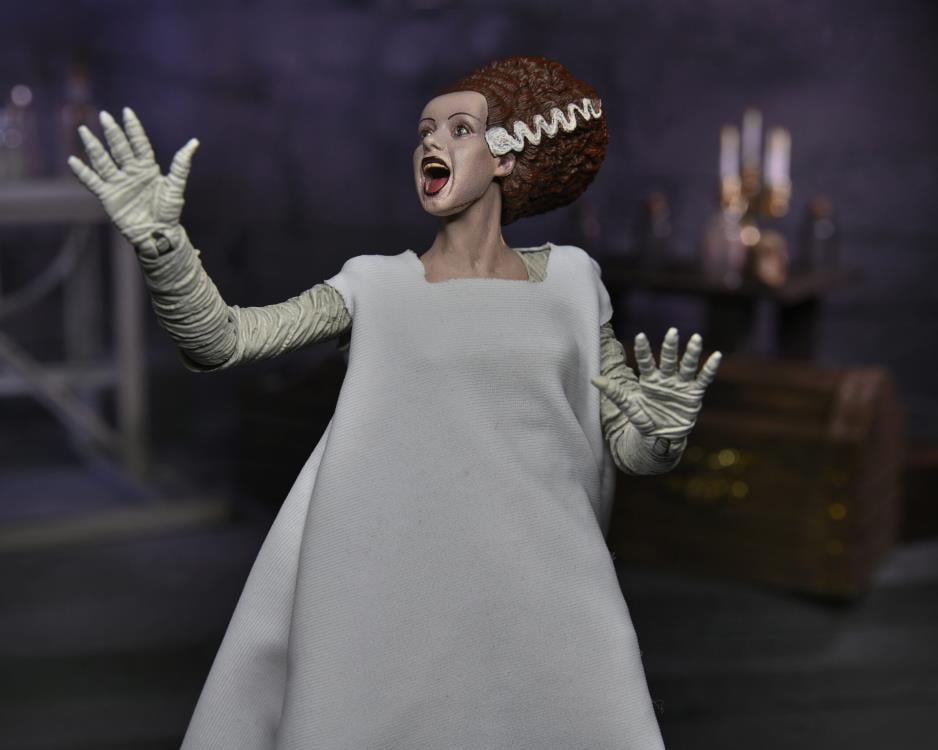 Universal Monsters Ultimate Bride of Frankenstein (Color) Action Figure Gallery Image 12