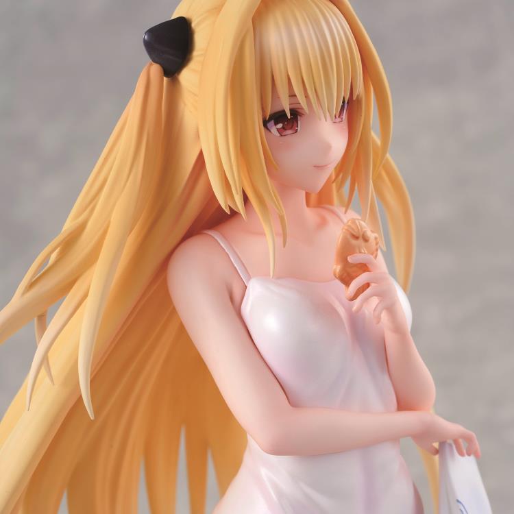 To Love-Ru Darkness Golden Darkness (Yami) 1/6 Scale Figure Gallery Image 8