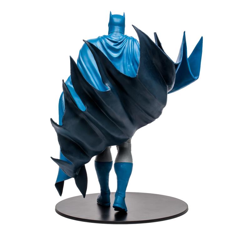 Batman: Hush DC Multiverse Batman Statue Gallery Image 6
