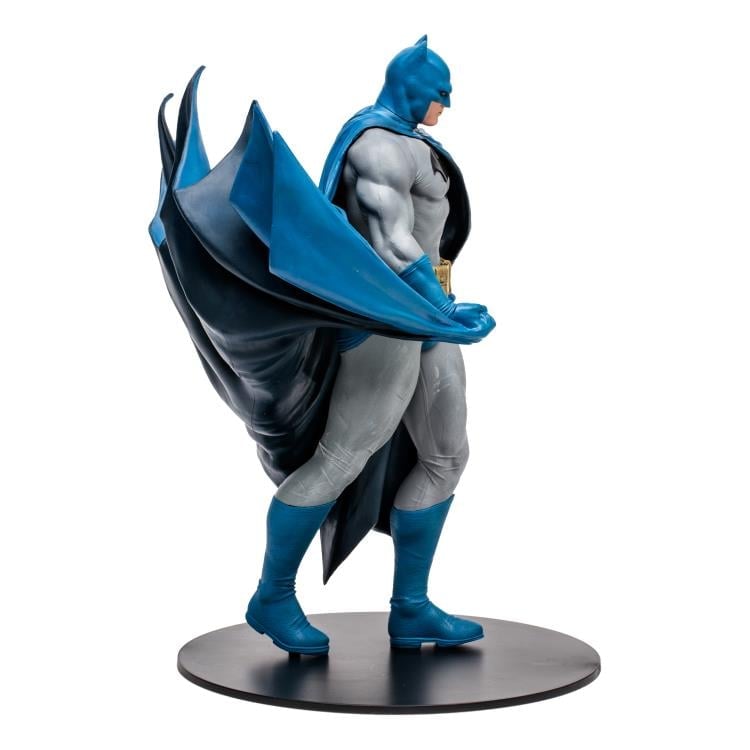 Batman: Hush DC Multiverse Batman Statue Gallery Image 7