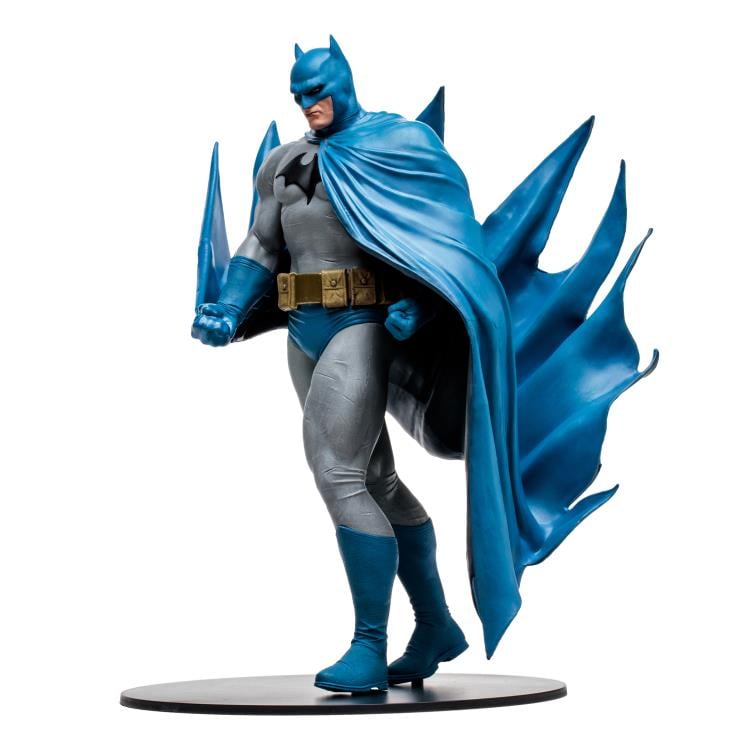 Batman: Hush DC Multiverse Batman Statue Gallery Image 4
