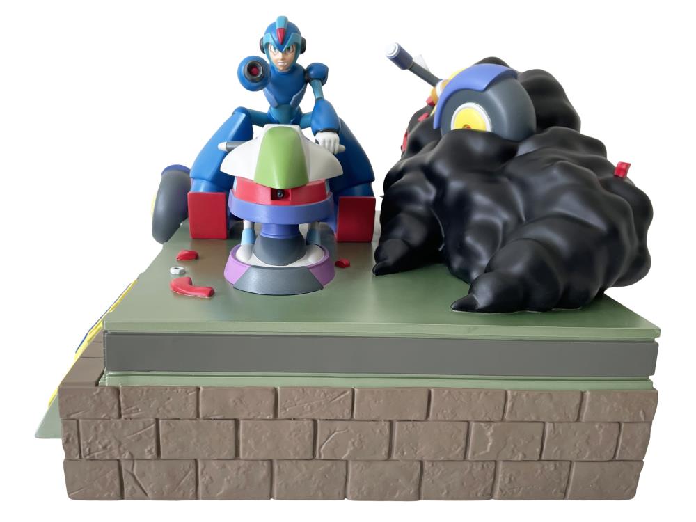 Mega Man X on Ride Chaser Statue Gallery Image 5