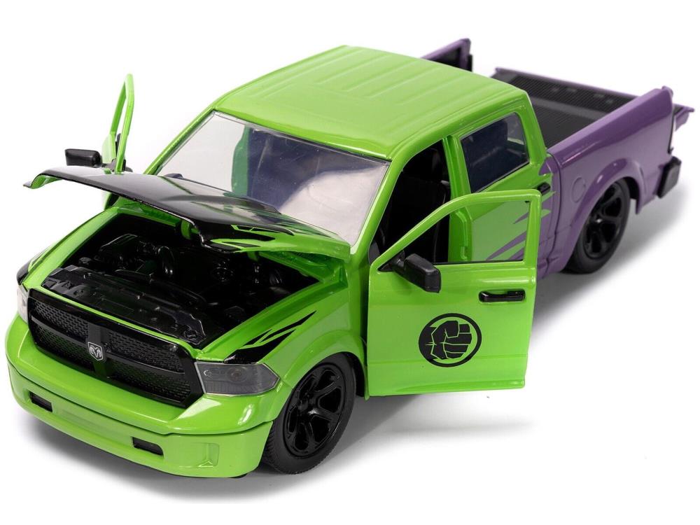 Marvel Avengers Hollywood Rides Diecast Hulk & 1/24 Scale 2014 Dodge Ram 1500 Gallery Image 6