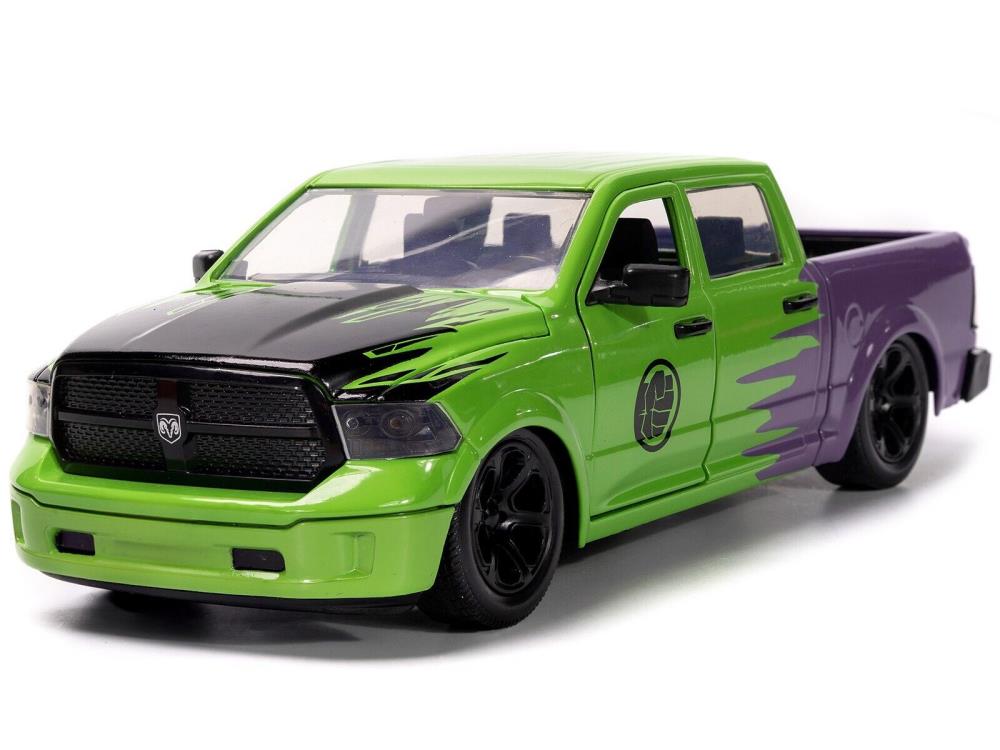 Marvel Avengers Hollywood Rides Diecast Hulk & 1/24 Scale 2014 Dodge Ram 1500 Gallery Image 3