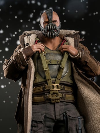 The Dark Knight Trilogy MMS689 Bane 1/6th Scale Collectible Figure Gallery Image 2