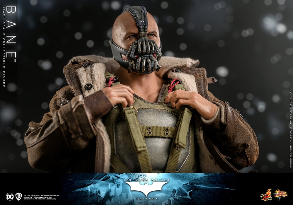 The Dark Knight Trilogy MMS689 Bane 1/6th Scale Collectible Figure Gallery Image 4