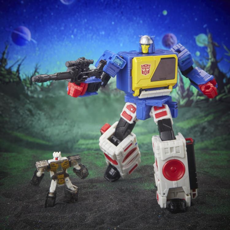 Transformers: Legacy Evolution Voyager Twincast & Rewind Gallery Image 4