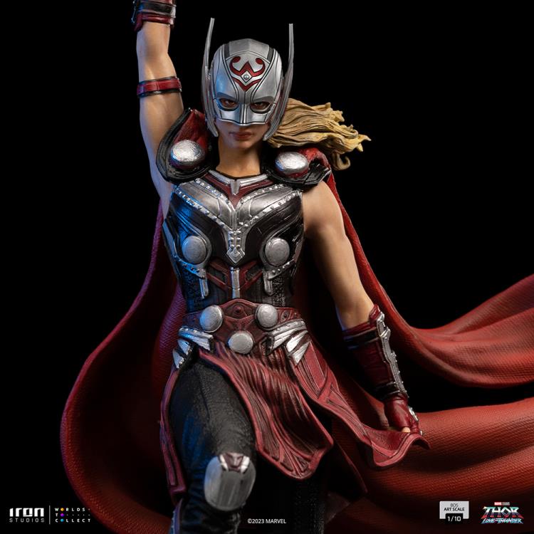 Thor: Love and Thunder Mighty Thor 1/10 Art Scale Limited Edition Statue Gallery Image 6