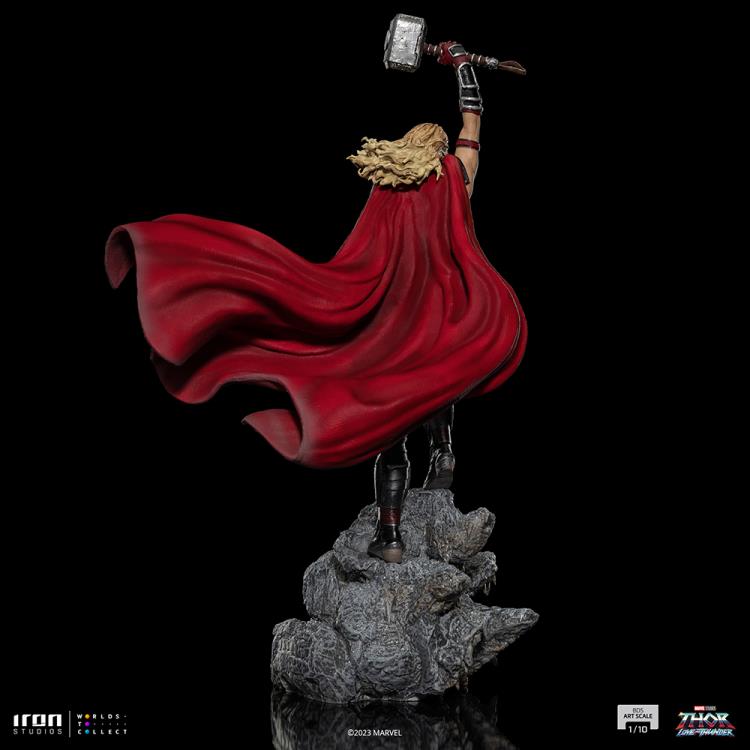 Thor: Love and Thunder Mighty Thor 1/10 Art Scale Limited Edition Statue Gallery Image 10