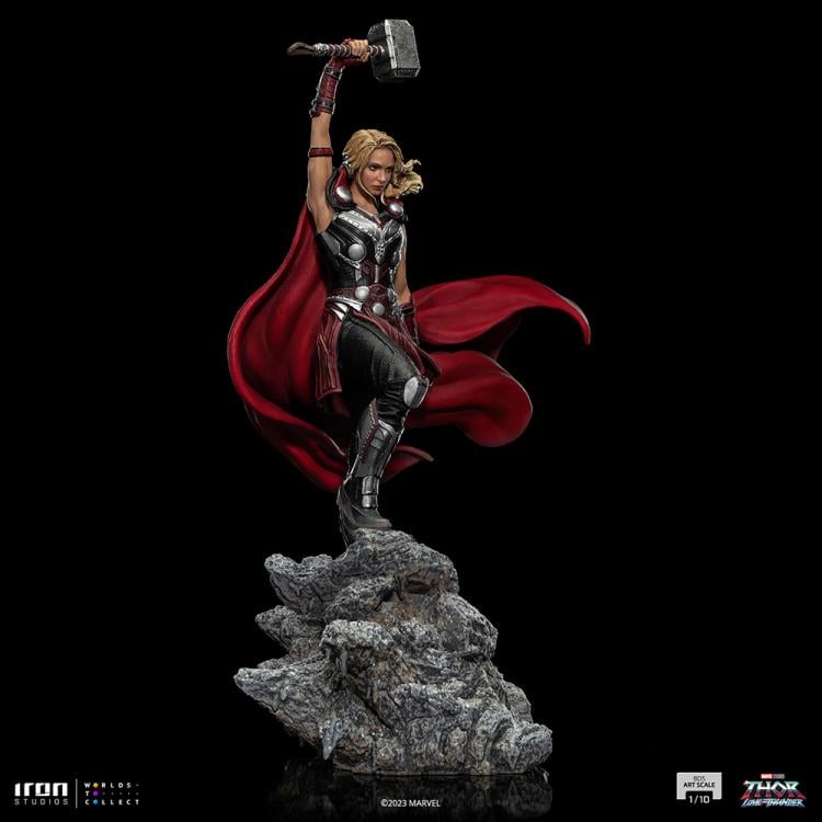 Thor: Love and Thunder Mighty Thor 1/10 Art Scale Limited Edition Statue Gallery Image 8