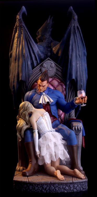 Darkstalkers Demitri Maximoff (Deluxe Edition) 1/4 Scale Statue Gallery Image 3