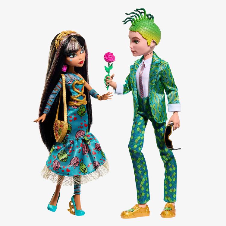 Monster High Howliday Love Edition Dolls Two-Pack Gallery Image 3