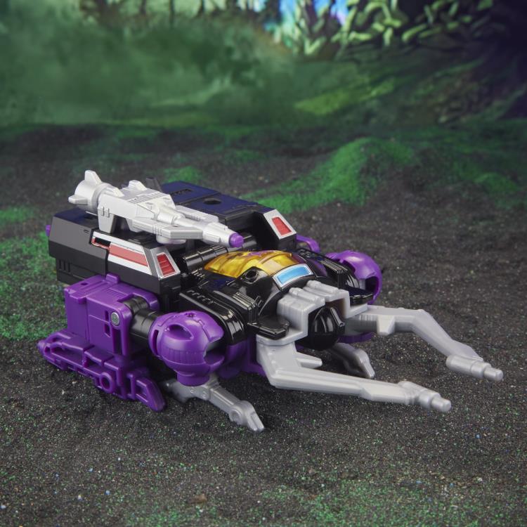 Transformers: Legacy Evolution Deluxe Shrapnel Gallery Image 6
