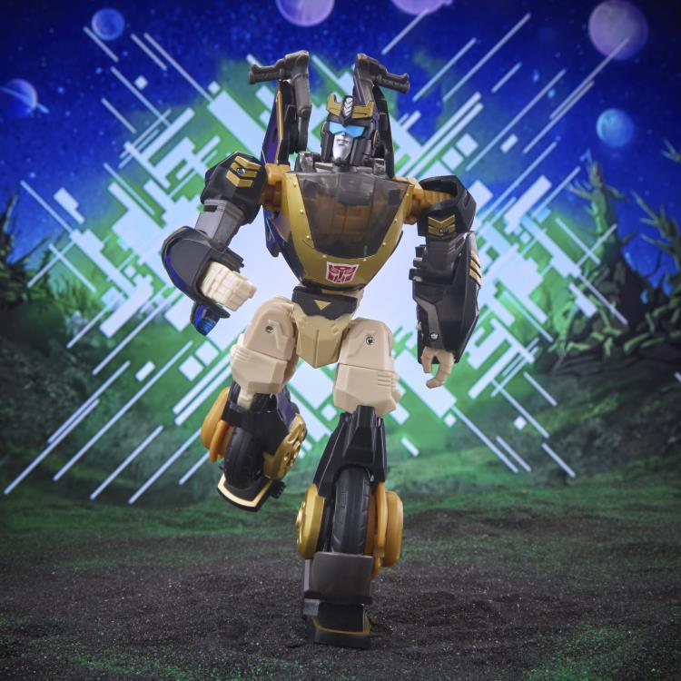 Transformers: Legacy Evolution Deluxe Prowl Gallery Image 3