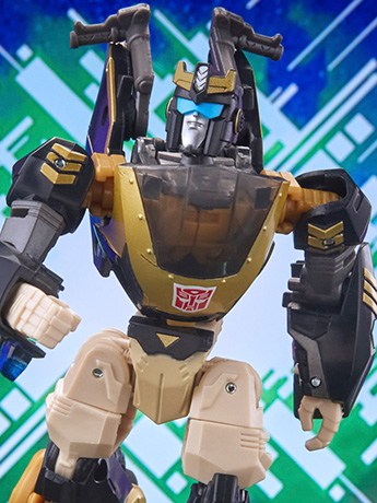 Transformers: Legacy Evolution Deluxe Prowl Gallery Image 2