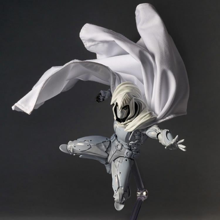 Marvel Amazing Yamaguchi Revoltech NR013 Moon Knight Action Figure Gallery Image 5