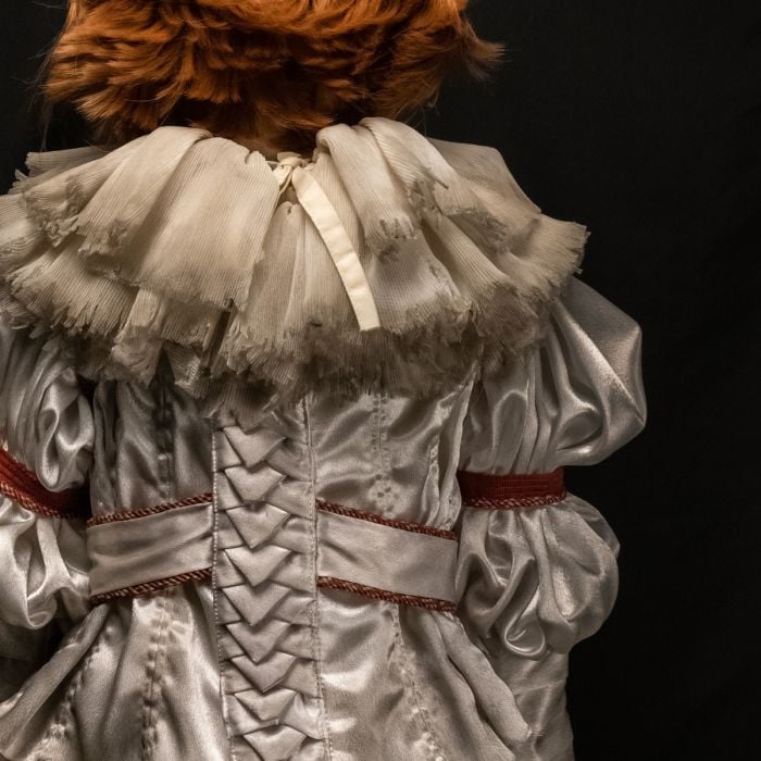 IT (2017) Pennywise Premium Scale Doll Gallery Image 11